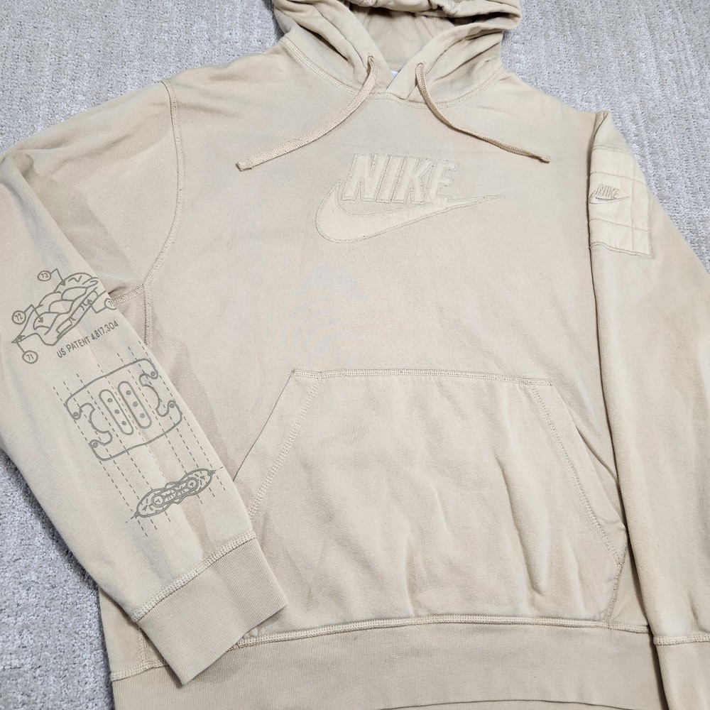 Nike Sweatshirt Men Large Club Pullover Sesame Egypt Athleisure Training Air Max